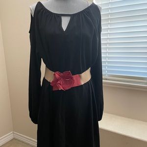 Black dress, long sleeves